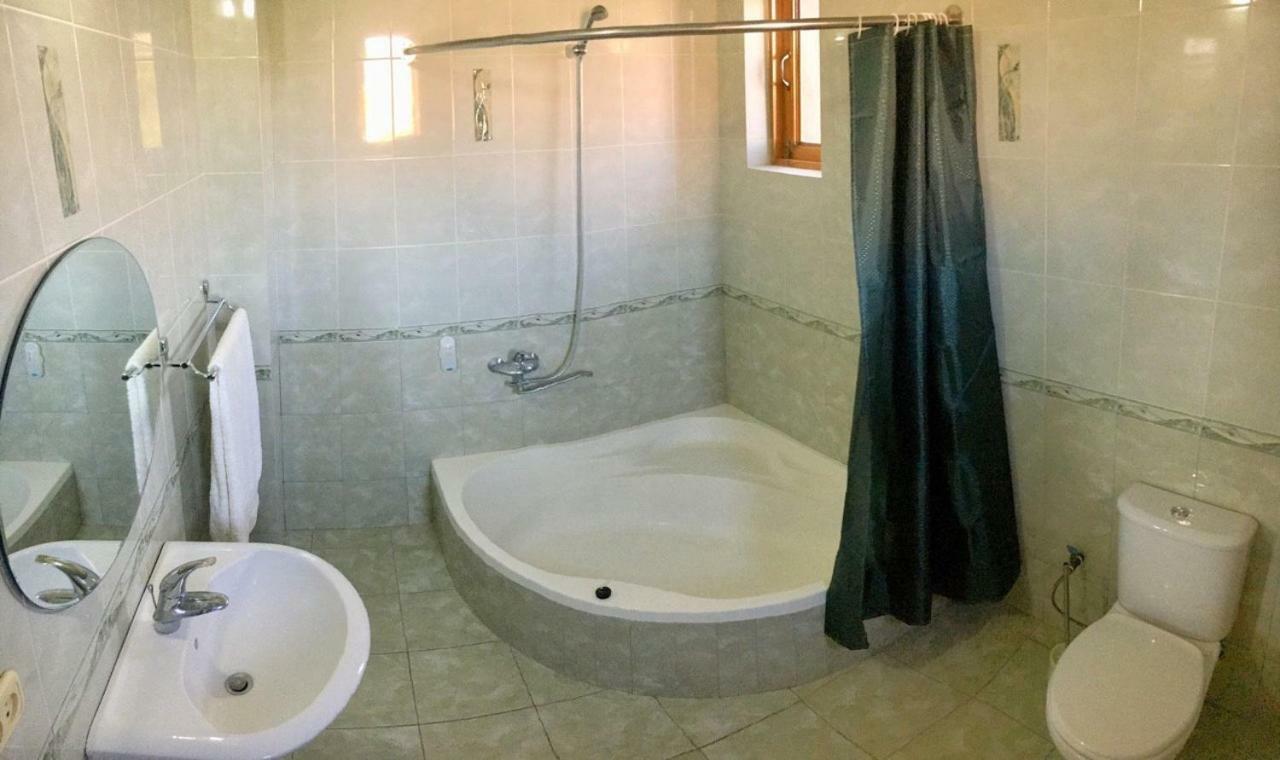 Brown Hill Hotel Самарканд Екстериор снимка